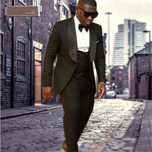 Load image into Gallery viewer, New Brand Groom Tuxedo Suit 2019 Custom Made Wine Red Men Suits Terno Slim Fit Peaked Lapel Groomsmen Men Wedding Prom Suits