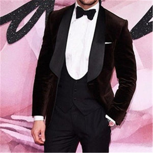 New Brand Groom Tuxedo Suit 2019 Custom Made Wine Red Men Suits Terno Slim Fit Peaked Lapel Groomsmen Men Wedding Prom Suits