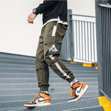Load image into Gallery viewer, 2019 Japan Hip Hop Boy Multi-pocket Elastic Waist Design Harem Pant Men Streetwear Punk Casual Trousers Jogger Male Dancing Pant